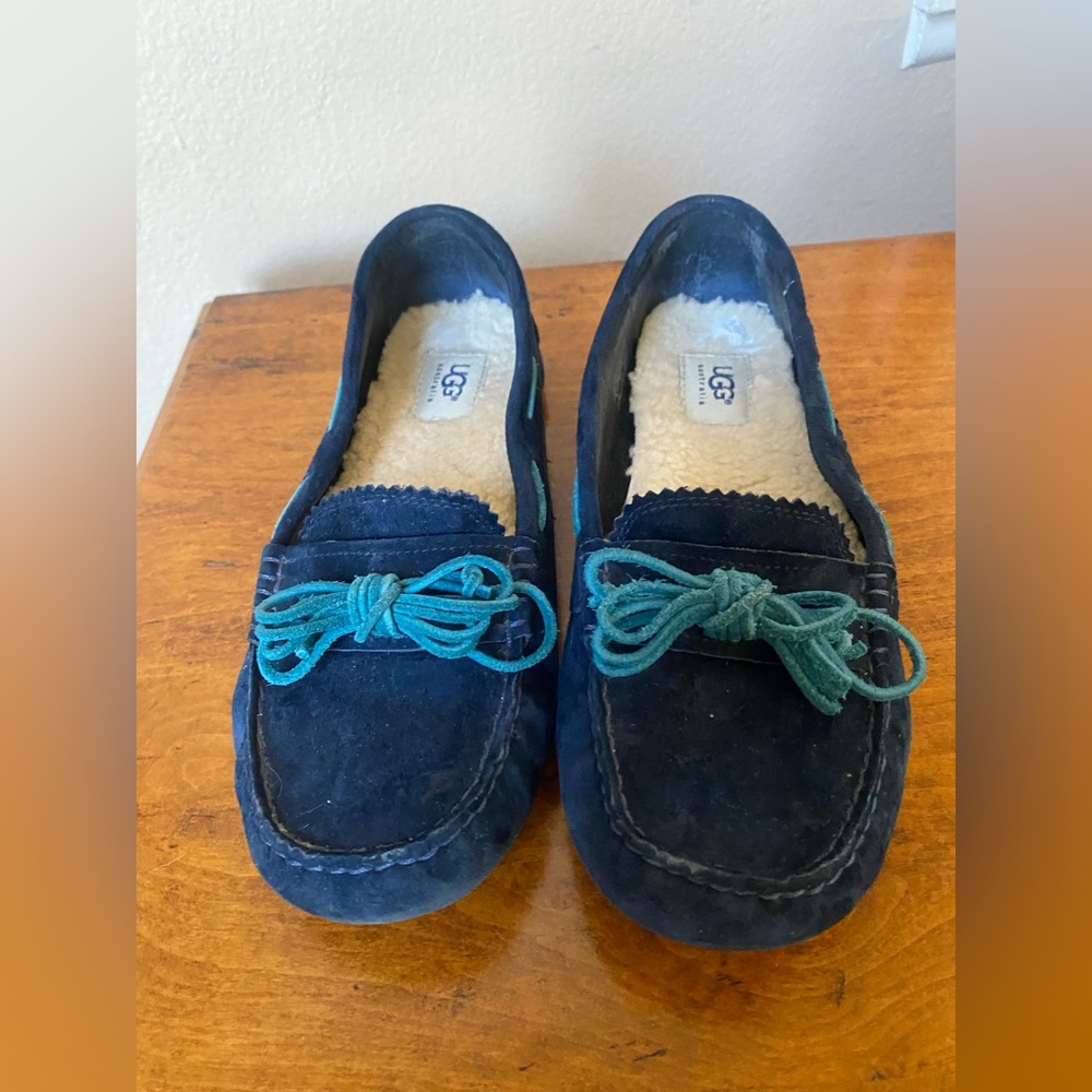 UGG. Maena. Womens. Moccasins